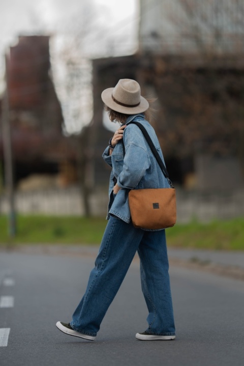 Torebka listonoszka rdzawa midi